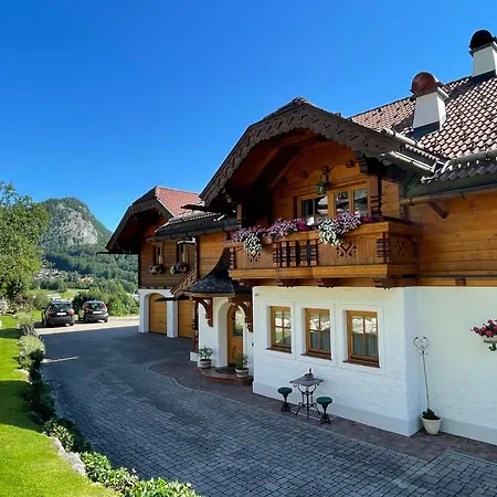 Ferienwohnung Schossleitner - Der Wohlfuehl-Ansitz Am Wolfgangsee Mit Weitblick Sankt Gilgen Extérieur photo