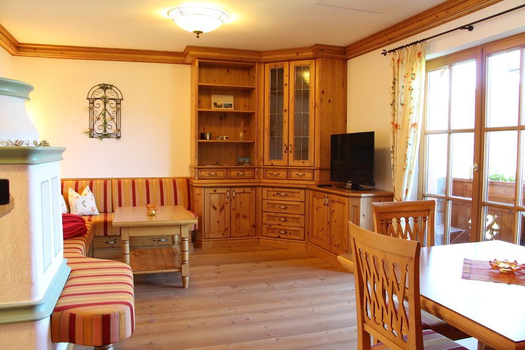 Schossleitner - Der Wohlfuehl-ansitz Am Wolfgangsee Mit Weitblick Apartment